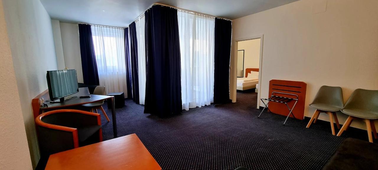 Exo Square Heidelberg/Schwetzingen - By Superfly Hotels Exteriör bild