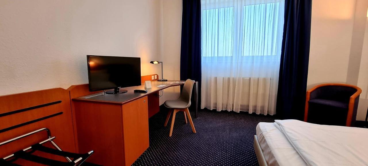 Exo Square Heidelberg/Schwetzingen - By Superfly Hotels Exteriör bild