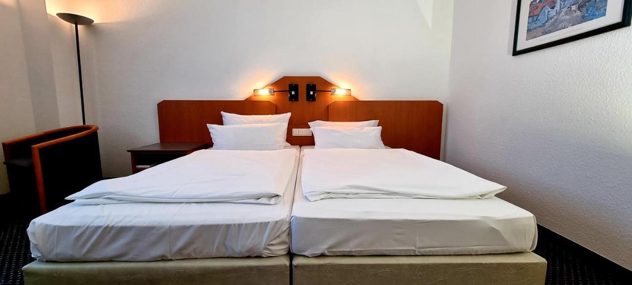 Exo Square Heidelberg/Schwetzingen - By Superfly Hotels Exteriör bild